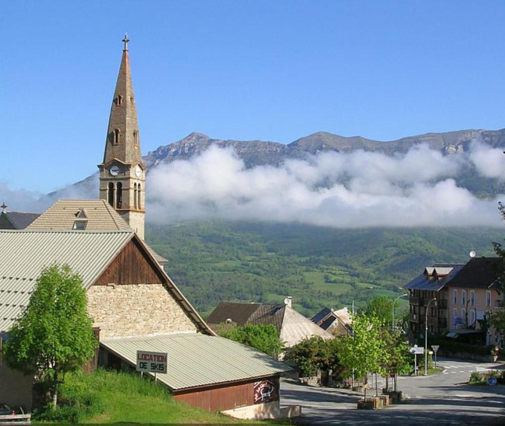 Les Gites De L'E.D.E. Saint-Leger-les-Melezes Bagian luar foto
